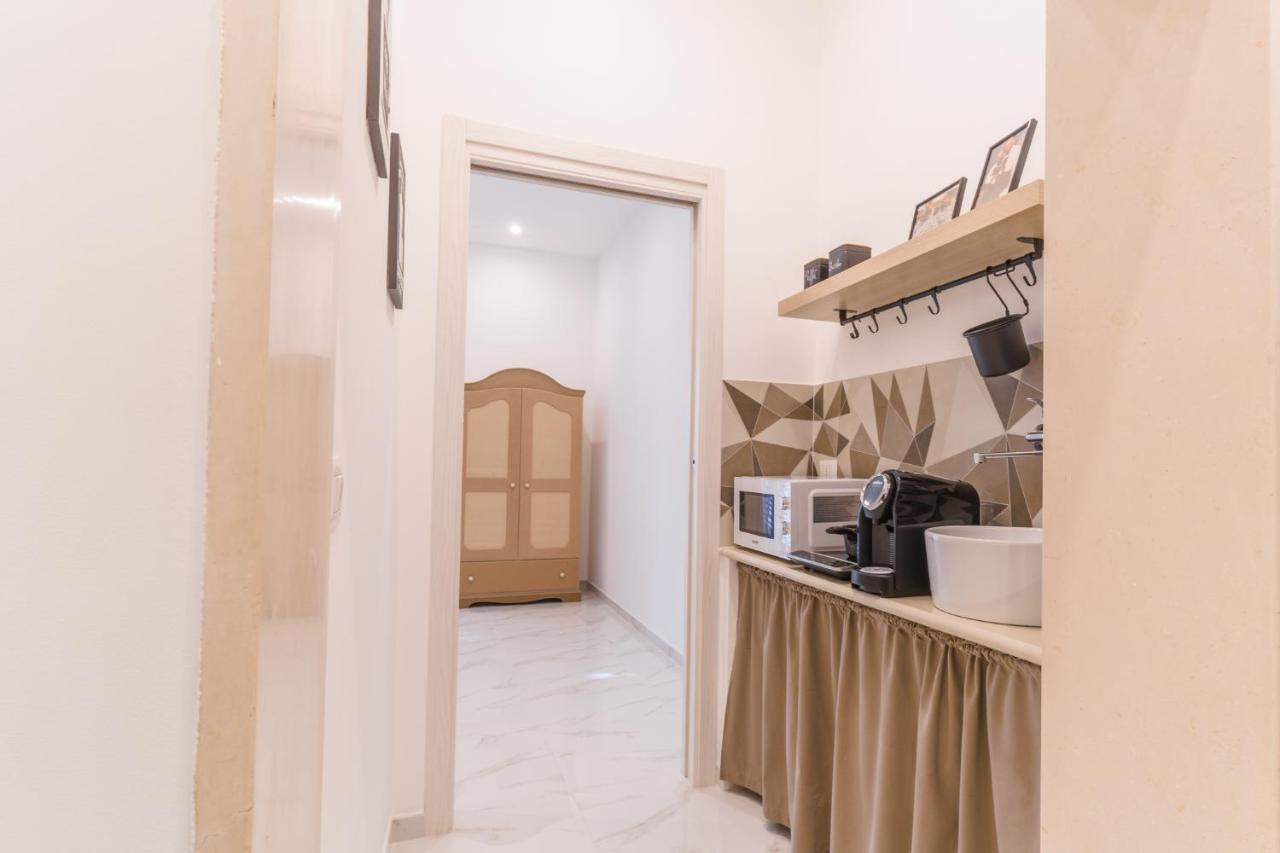 Guendalina Sweet Home - La Casetta Di Guendalina Trani Luaran gambar