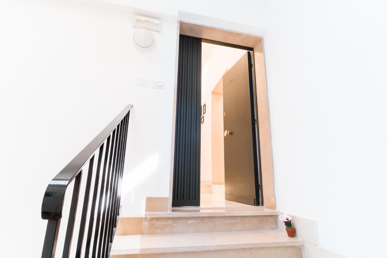 Guendalina Sweet Home - La Casetta Di Guendalina Trani Luaran gambar