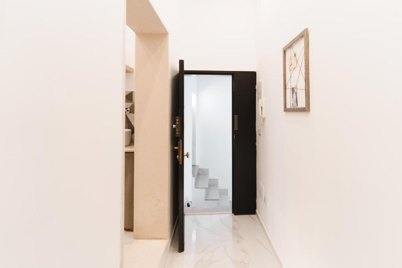 Guendalina Sweet Home - La Casetta Di Guendalina Trani Luaran gambar