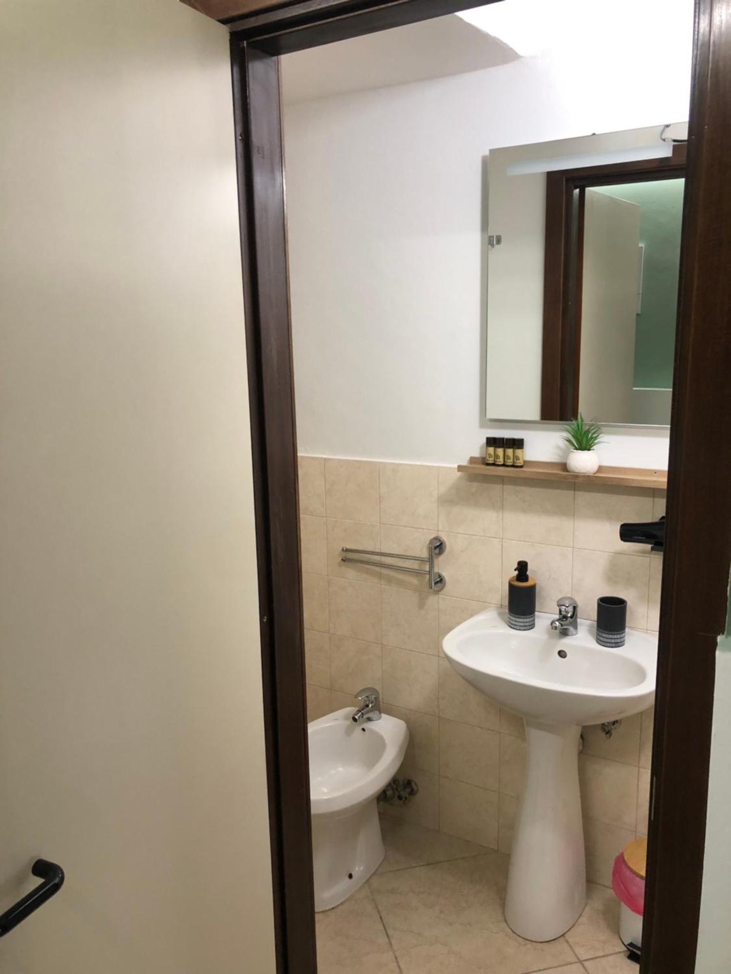 Guendalina Sweet Home - La Casetta Di Guendalina Trani Luaran gambar